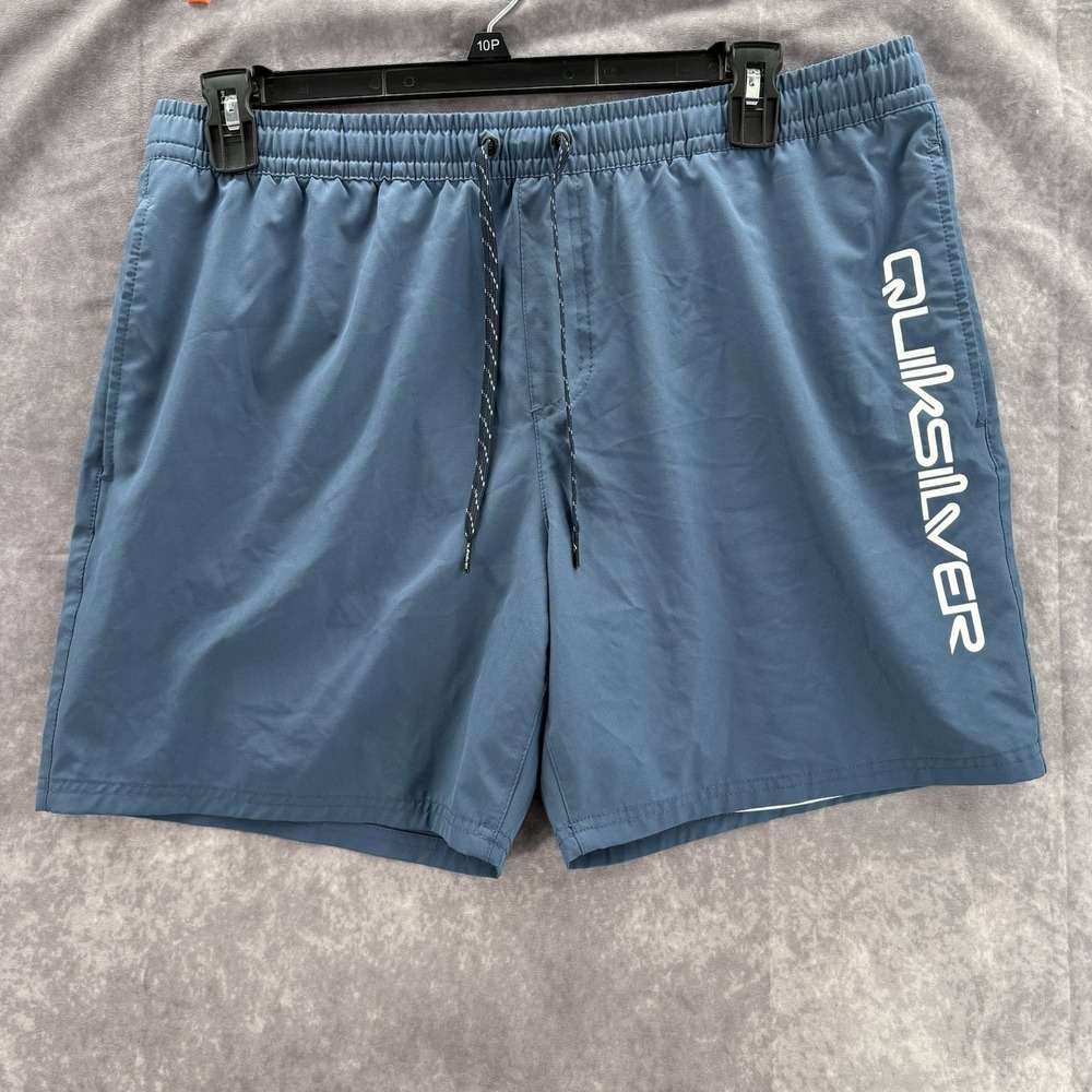 Quicksilver Shorts Mens XL Blue Swimtrunks Surf Beach